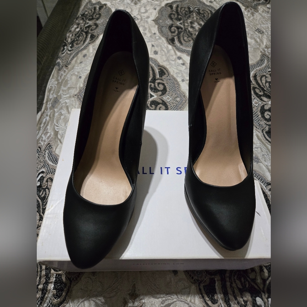 Black Platform Pumps Size 11